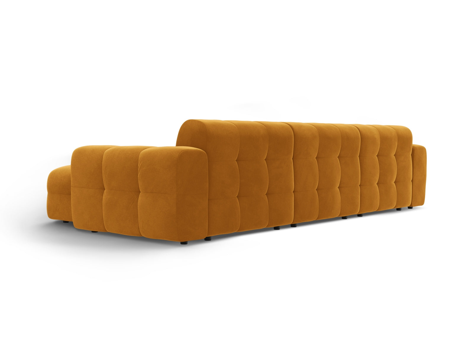 Elegantes Kendal Velour Ecksofa in sanftem Senfgelb, 5-Sitzer, ideal für gemütliche Wohnräume, erhältlich bei Micadoni.