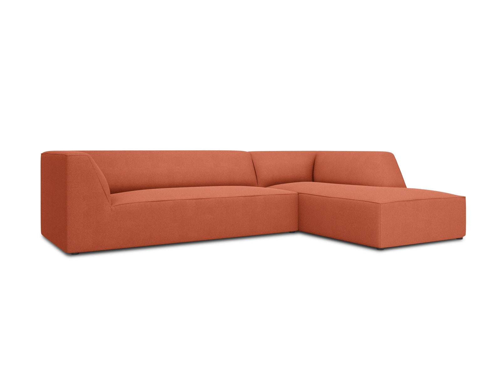 Entdecken Sie das Ruby Ecksofa rechts 4 Sitzer von Micadoni – ein stilvolles, modulares Möbelstück, das Komfort und Flexibilität für Ihr Wohnzimmer bietet.