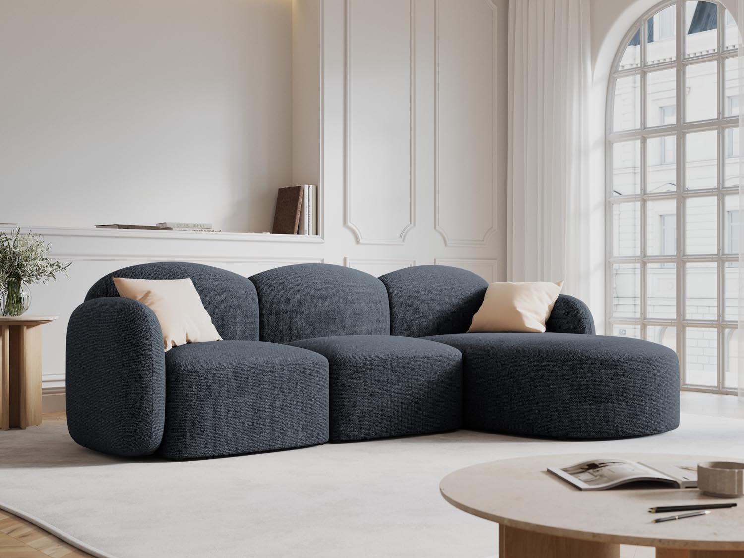 Entdecken Sie das stilvolle Blair Ecksofa rechts 4 Sitzer von Micadoni. Luxuriöser Velours, zeitgemässes Design und unvergleichlicher Komfort für Ihr Wohnzimmer.