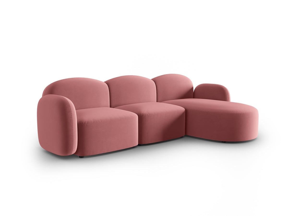 Blair Velour Ecksofa rechts 4 Sitzer in Flamingo-Casino präsentiert im Onlineshop von KAQTU Design AG. L-Sofa rechts ist von Micadoni