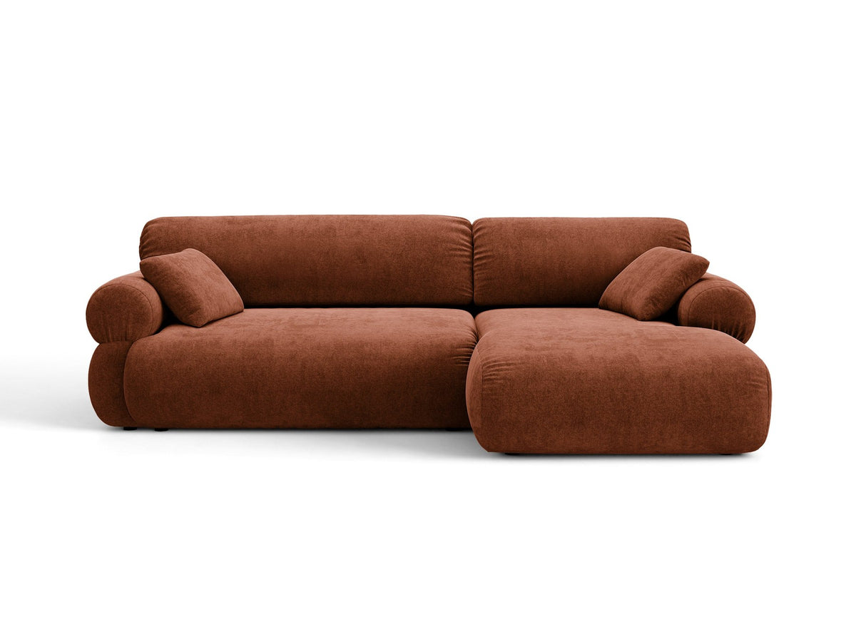 Beiges L-Sofa Ophelia von Micadoni mit Liberty-Stoffbezug, schwarzen Kunststoffbeinen und niedriger Rückenlehne, Ausrichtung rechts.