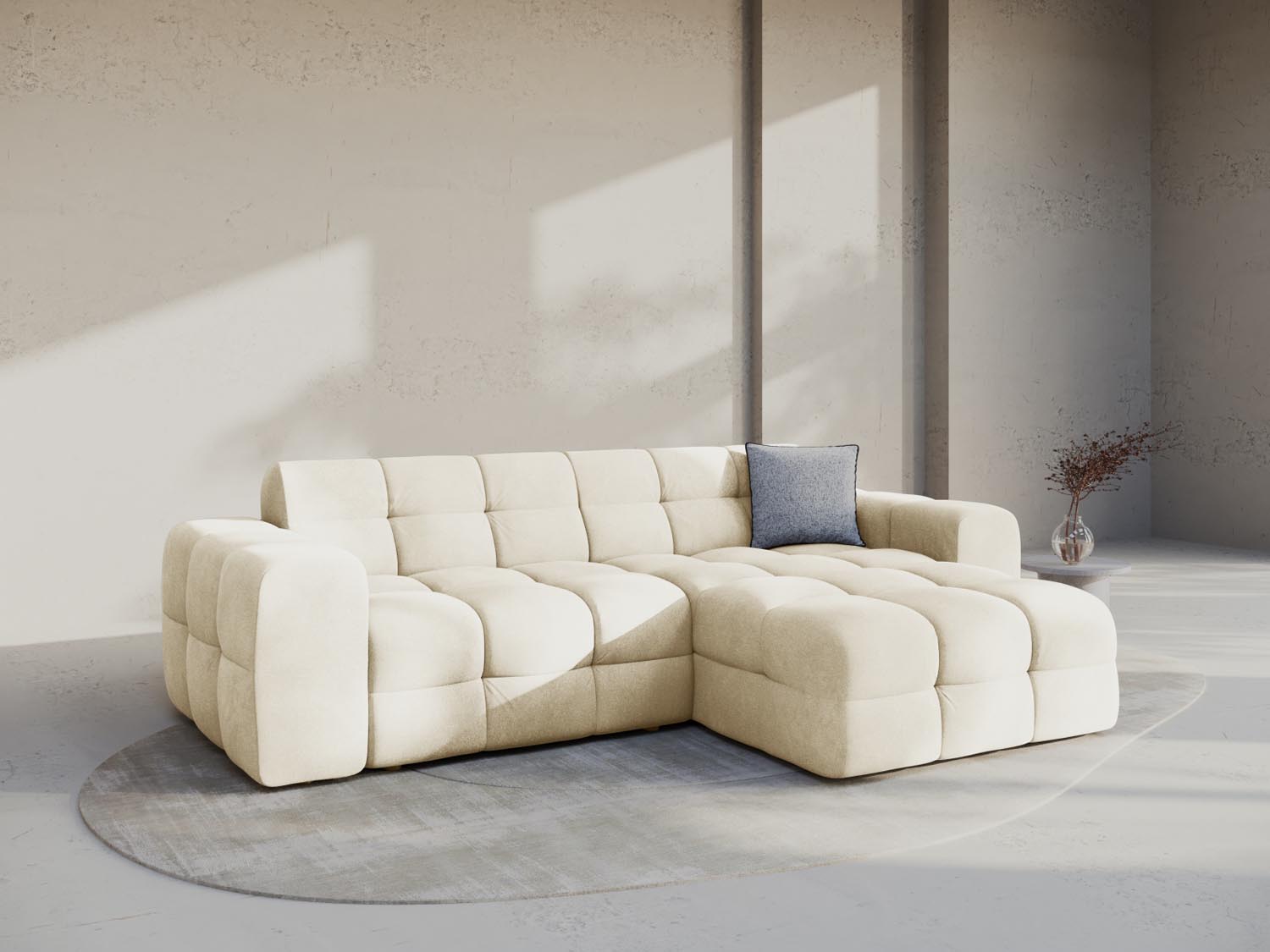 Elegantes Kendal Velour Ecksofa in Ivory, ideal für stilvolle Wohnräume. Komfortables 4-Sitzer L-Sofa von Micadoni, perfekt für entspannte Abende.