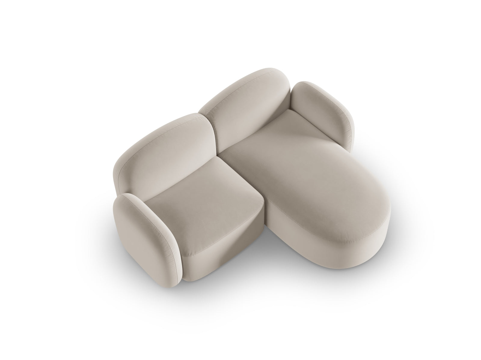 Entdecken Sie das elegante Blair Velour Ecksofa rechts 3-Sitzer von Micadoni – perfekt für stilvolle Wohnzimmer und entspannte Stunden.