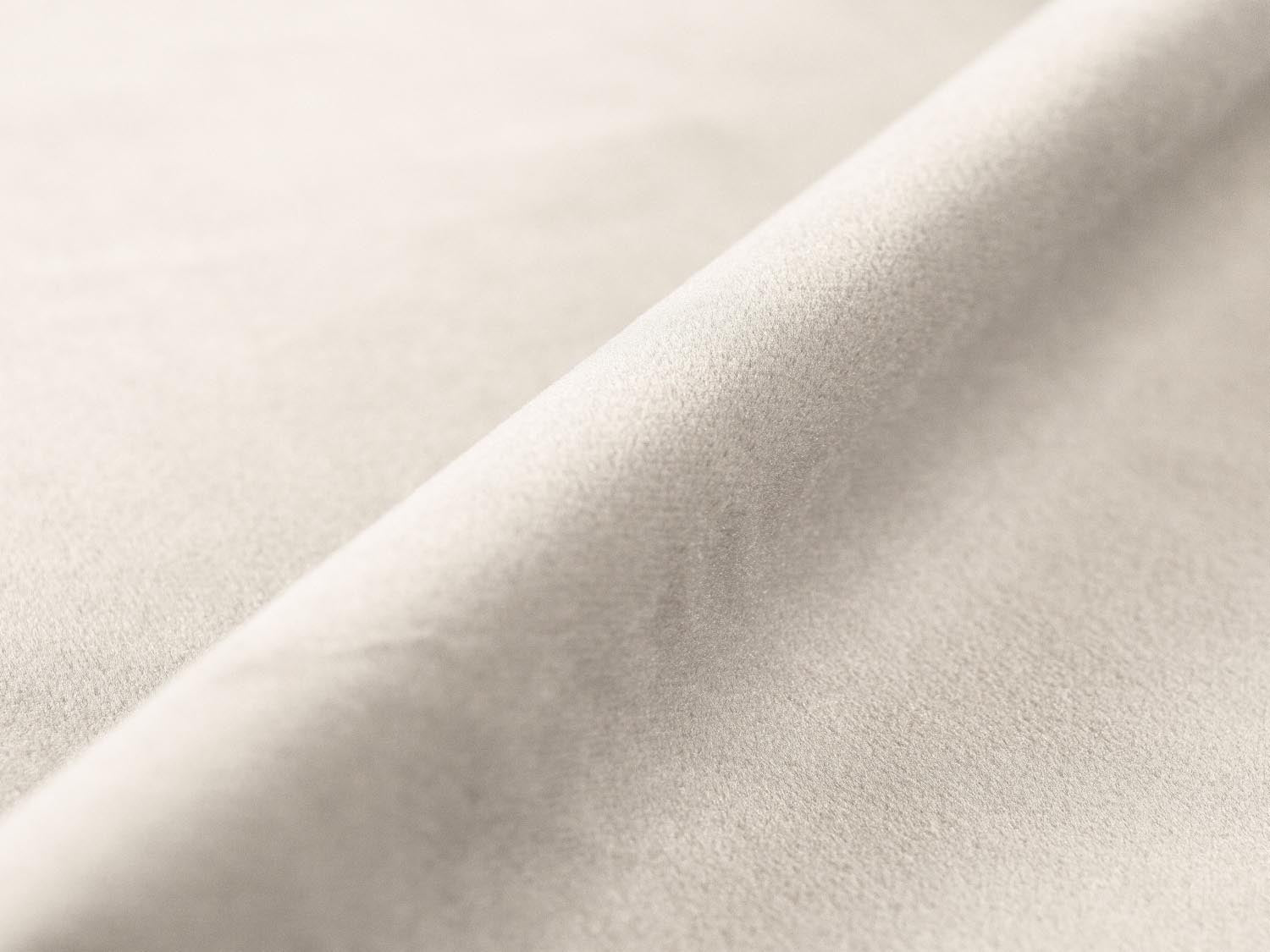 Beiges Velour Ecksofa Eden von Micadoni, 3-Sitzer, rechts, vereint Komfort und Stil für ein modernes Wohnambiente.