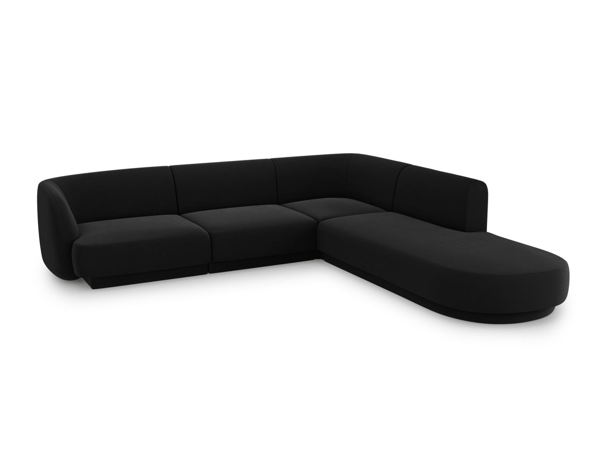 Miley Velour Ecksofa rechts 6 Sitzer in Black-Bluvel präsentiert im Onlineshop von KAQTU Design AG. Ecksofa rechts ist von Micadoni