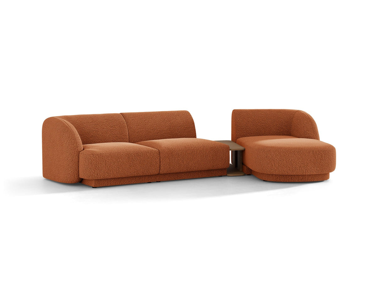 Braunes modulares Sofa Miley von Micadoni mit Baloo-Stoffbezug, schwarzen Kunststofffüssen und L-förmiger Ausrichtung nach rechts.