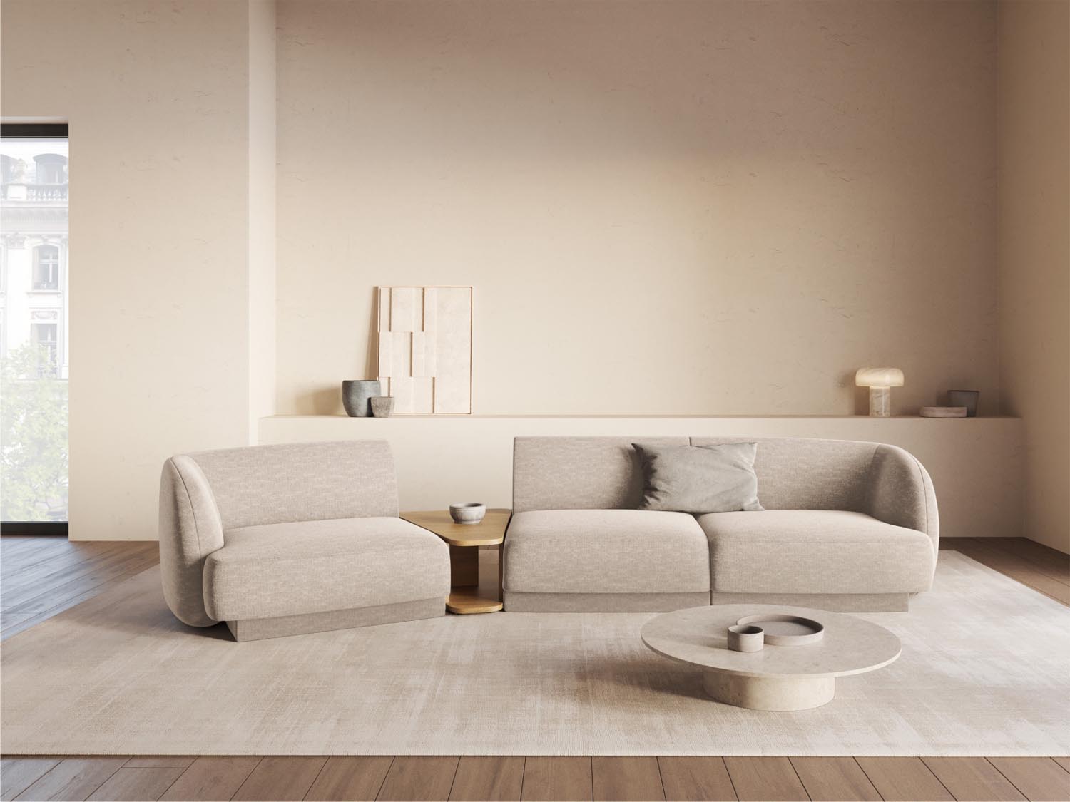 Beige Miley L-Sofa links von Micadoni, ein stilvolles 3-Sitzer-Sofa, das zeitgemäße Eleganz und Gemütlichkeit in Ihr Zuhause bringt.