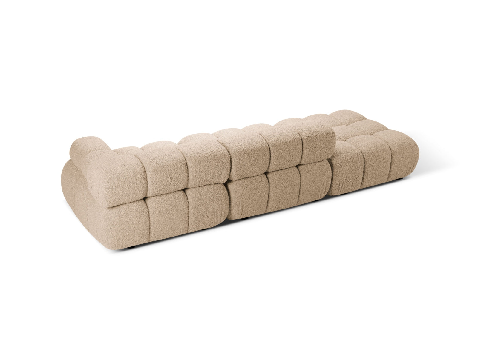 Modulares Bellis Boucle Sofa in sanften Sandtönen, 4-Sitzer, linksseitig, perfekt für moderne Wohnkonzepte und gemütliche Atmosphäre.