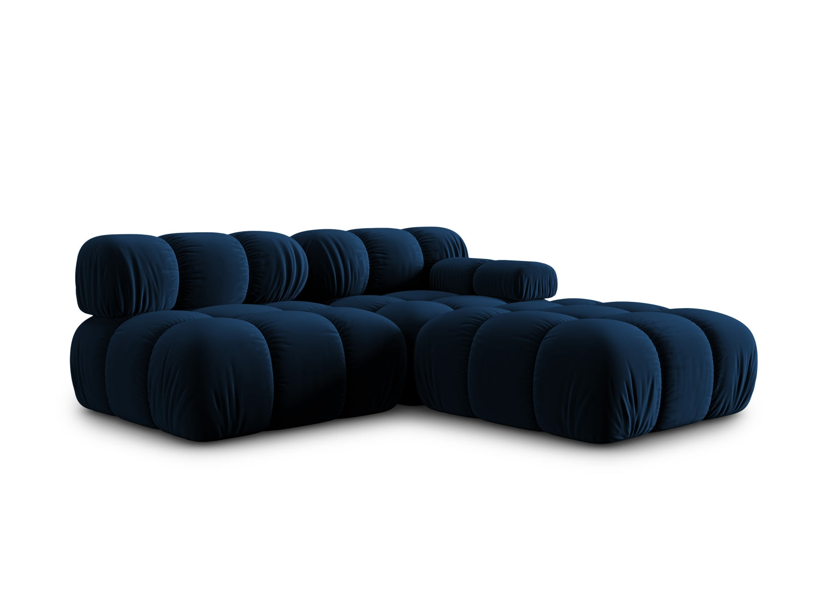 Entdecken Sie das Bellis Velour Sofa von Micadoni – ein elegantes, modulares 4-Sitzer-Sofa, das Komfort und Stil in Ihr Wohnzimmer bringt.