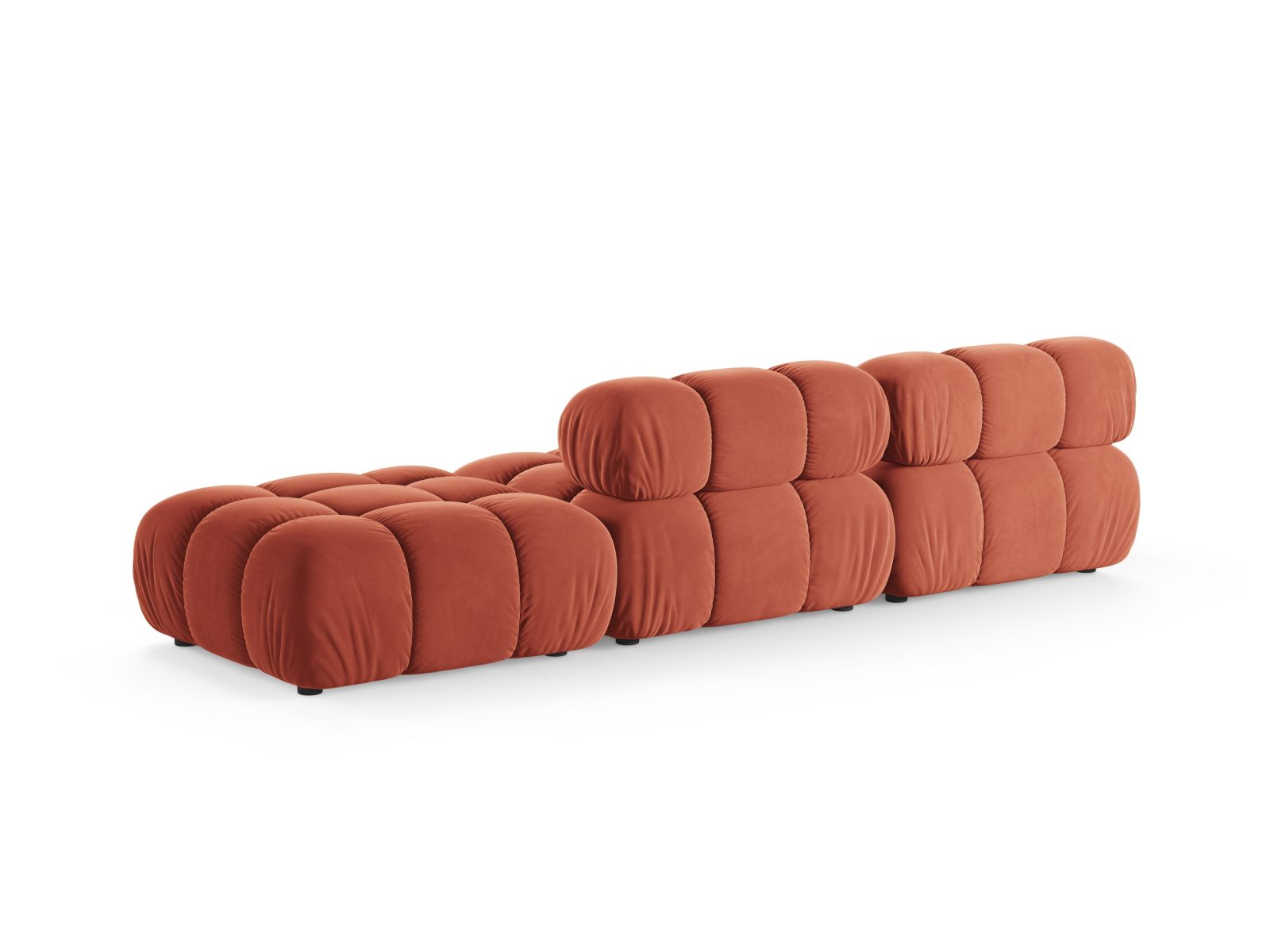 Elegantes 4-Sitzer Sofa Bellis in Coral-Venus, ideal für moderne Wohnräume, bietet Komfort und Flexibilität für Ihr Zuhause.