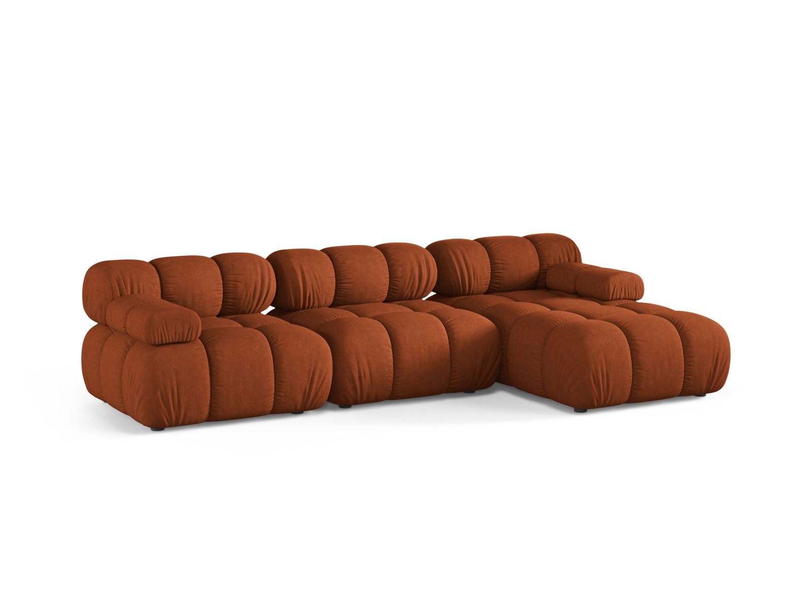 Elegantes 4-Sitzer Ecksofa Bellis in Brick-Liberty, ideal für stilvolle Wohnräume, präsentiert von Micadoni.