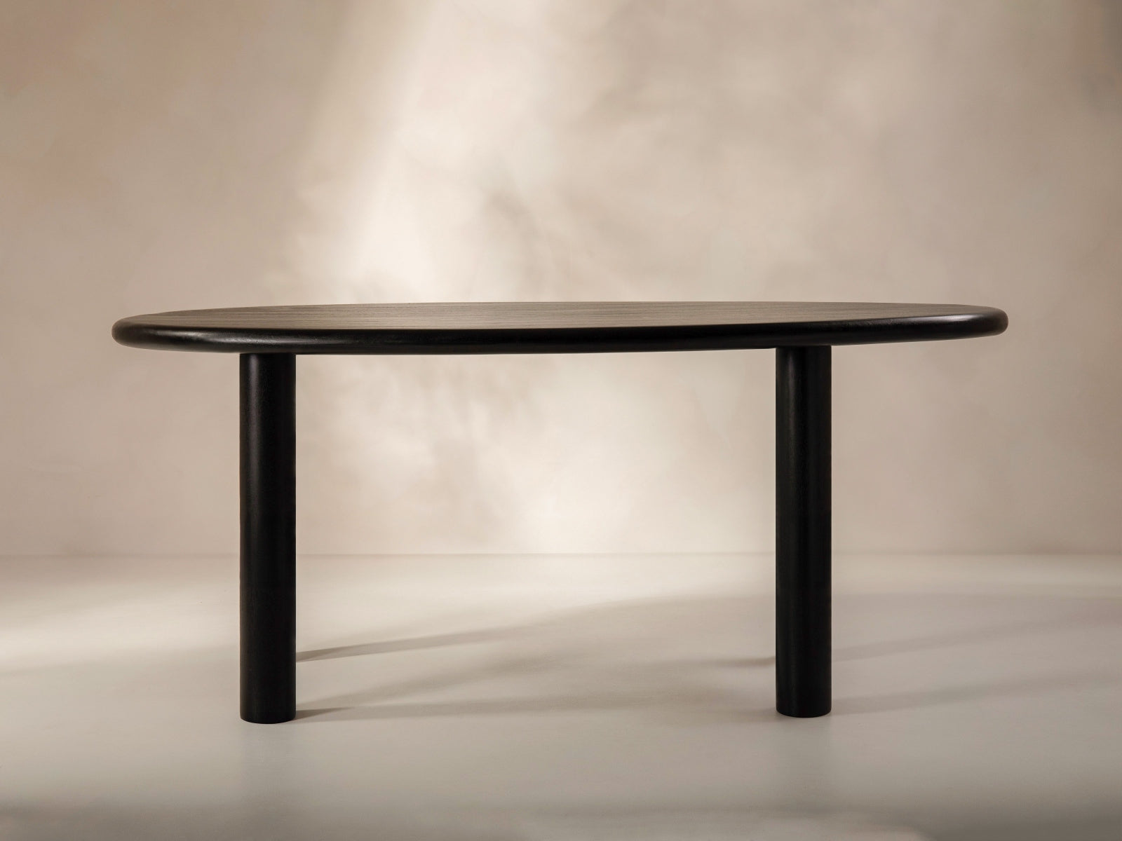 Esstisch Aita 6 Plätze, 180x100 in präsentiert im Onlineshop von KAQTU Design AG. Esstisch ist von Micadoni