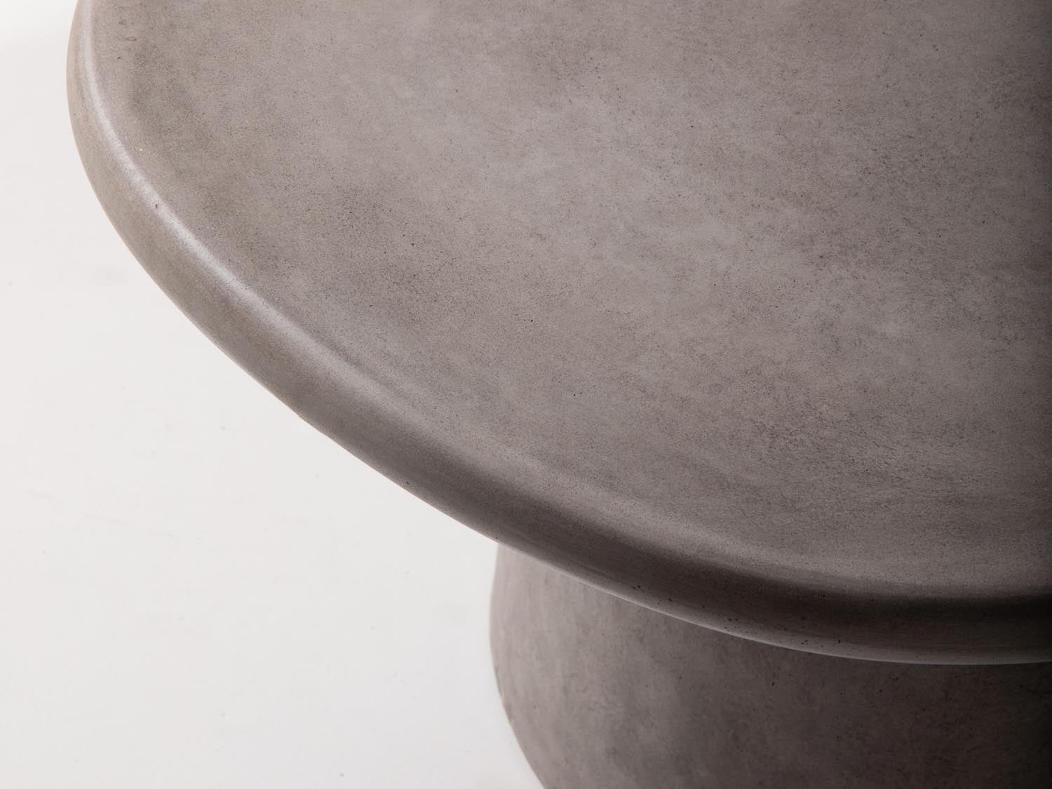 Kaffeetisch Daria 85x61 in präsentiert im Onlineshop von KAQTU Design AG. Couchtisch ist von Micadoni