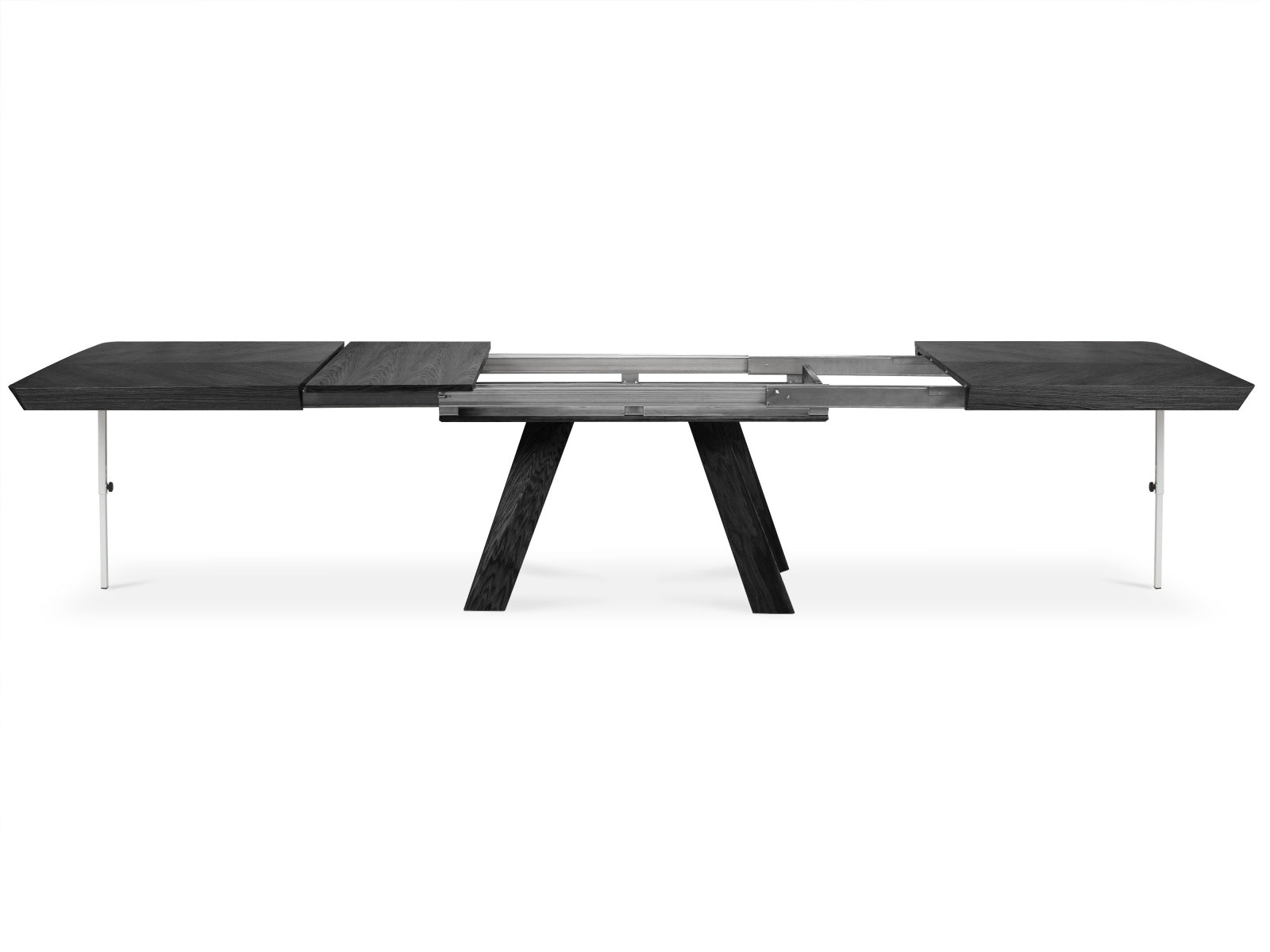 Entdecken Sie den flexiblen Sally Tisch von Micadoni! Ausziehbar für bis zu 14 Personen – perfekt für Feste und gesellige Abende.