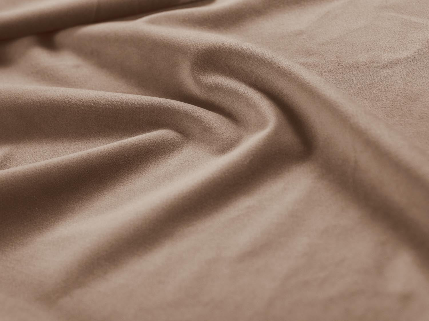 Erleben Sie das Mamaia Velour Panoramic Sofa von Micadoni – ein elegantes 9-Sitzer Sofa, das Komfort und Stil vereint und ideal für gesellige Abende ist.