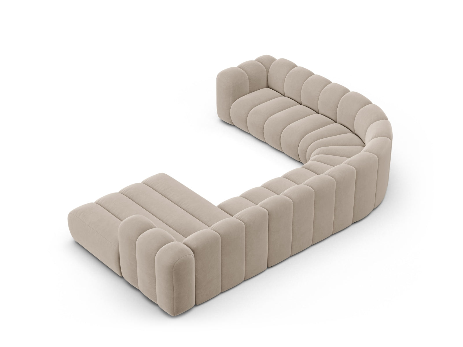 Lupine Velour Modular Panoramic Ecksofa links 6 Sitzer in Beige präsentiert im Onlineshop von KAQTU Design AG. Ecksofa links ist von Micadoni