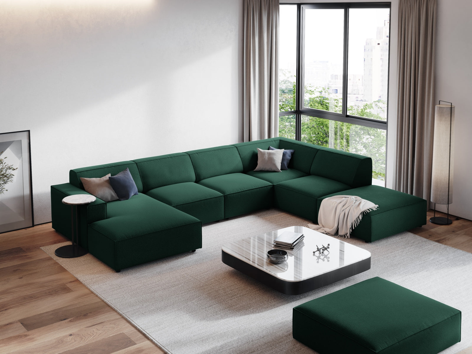 Entdecken Sie das stilvolle Jodie Ecksofa von Micadoni – ein 7-Sitzer mit modularem Design, ideal für Komfort und gesellige Abende.