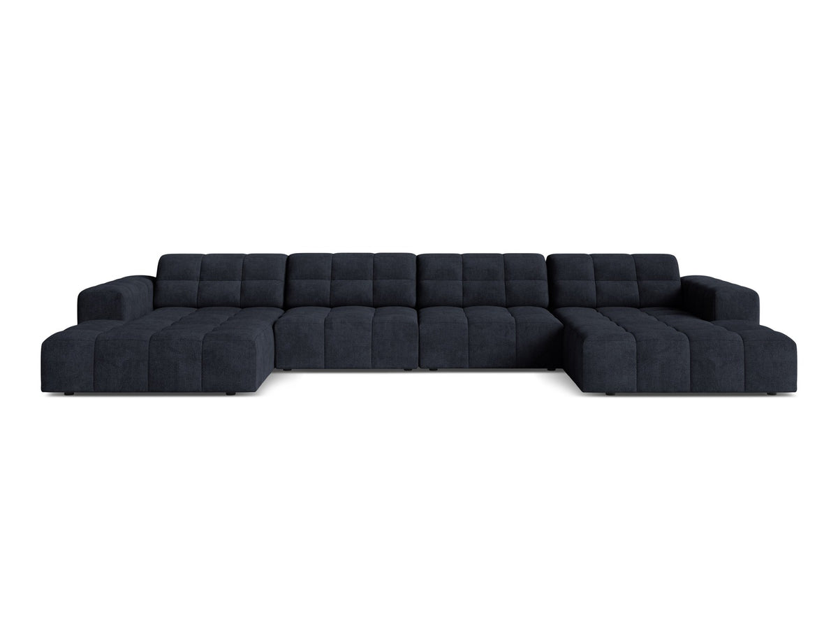 Panoramasofa Jennifer von Micadoni in leichtem Beige, grosses Ecksofa mit Stoffbezug Bluvel 22 und schwarzen Kunststoffbeinen.