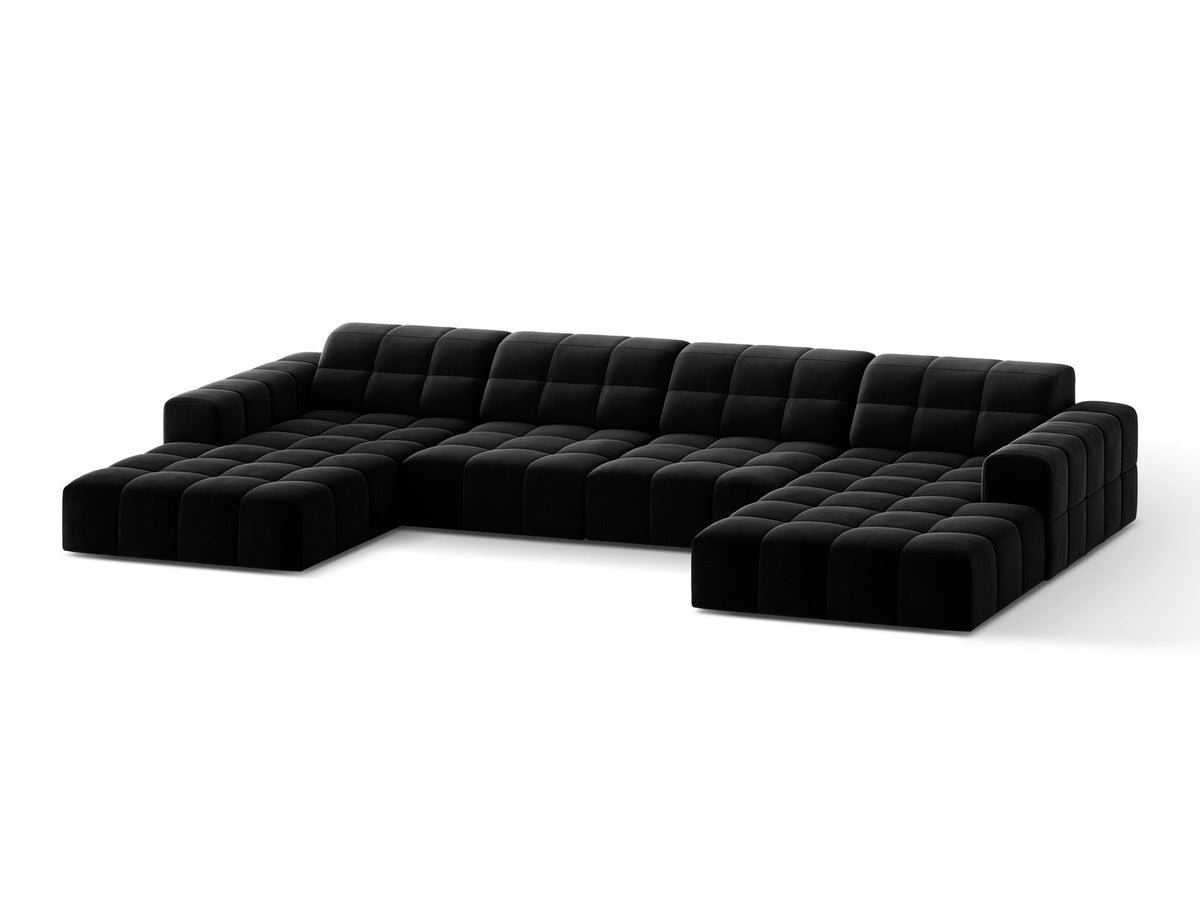 Panoramasofa Jennifer von Micadoni in leichtem Beige, grosses Ecksofa mit Stoffbezug Bluvel 22 und schwarzen Kunststoffbeinen.