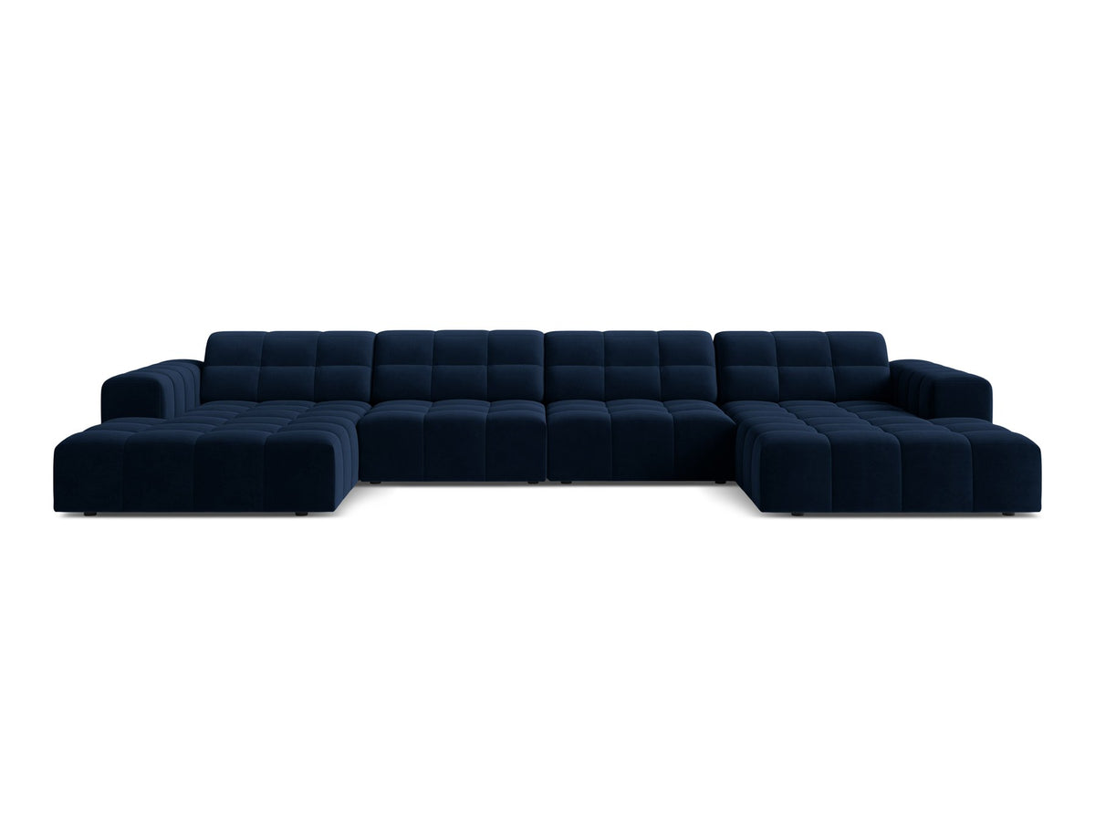Panoramasofa Jennifer von Micadoni in leichtem Beige, grosses Ecksofa mit Stoffbezug Bluvel 22 und schwarzen Kunststoffbeinen.
