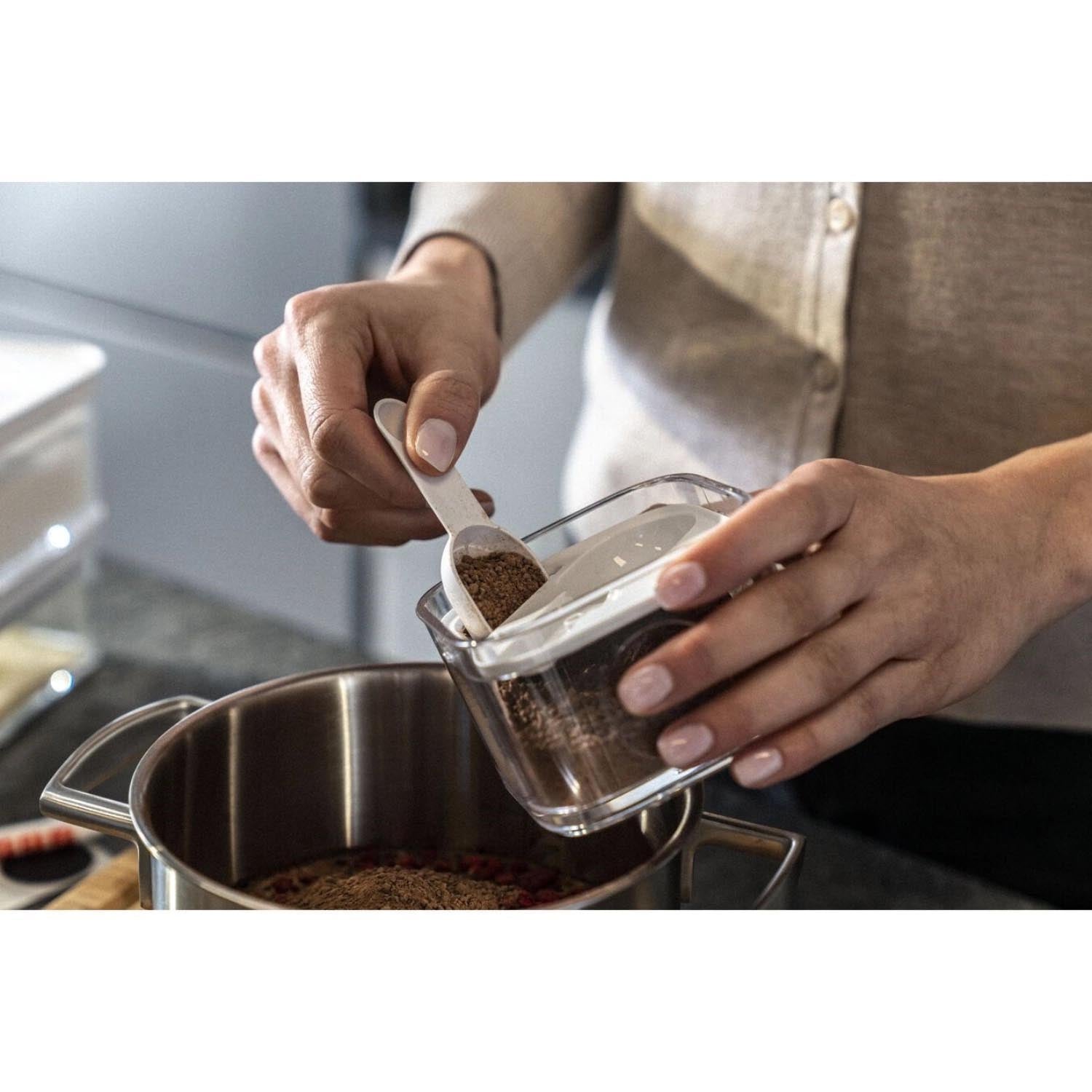 Zwilling Cube Box 2S, 825ml, transparent-weiss, 15.2x10.7x10.7cm, perfekt für die ordentliche und frische Lagerung von Lebensmitteln.