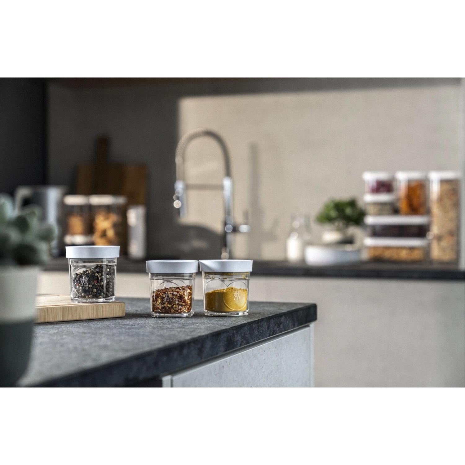 Praktisches 3-teiliges Cube-Set XS von Zwilling, 120ml, transparent-weiss, ideal für kleine Mengen, stilvolles Design, vielseitig verwendbar.