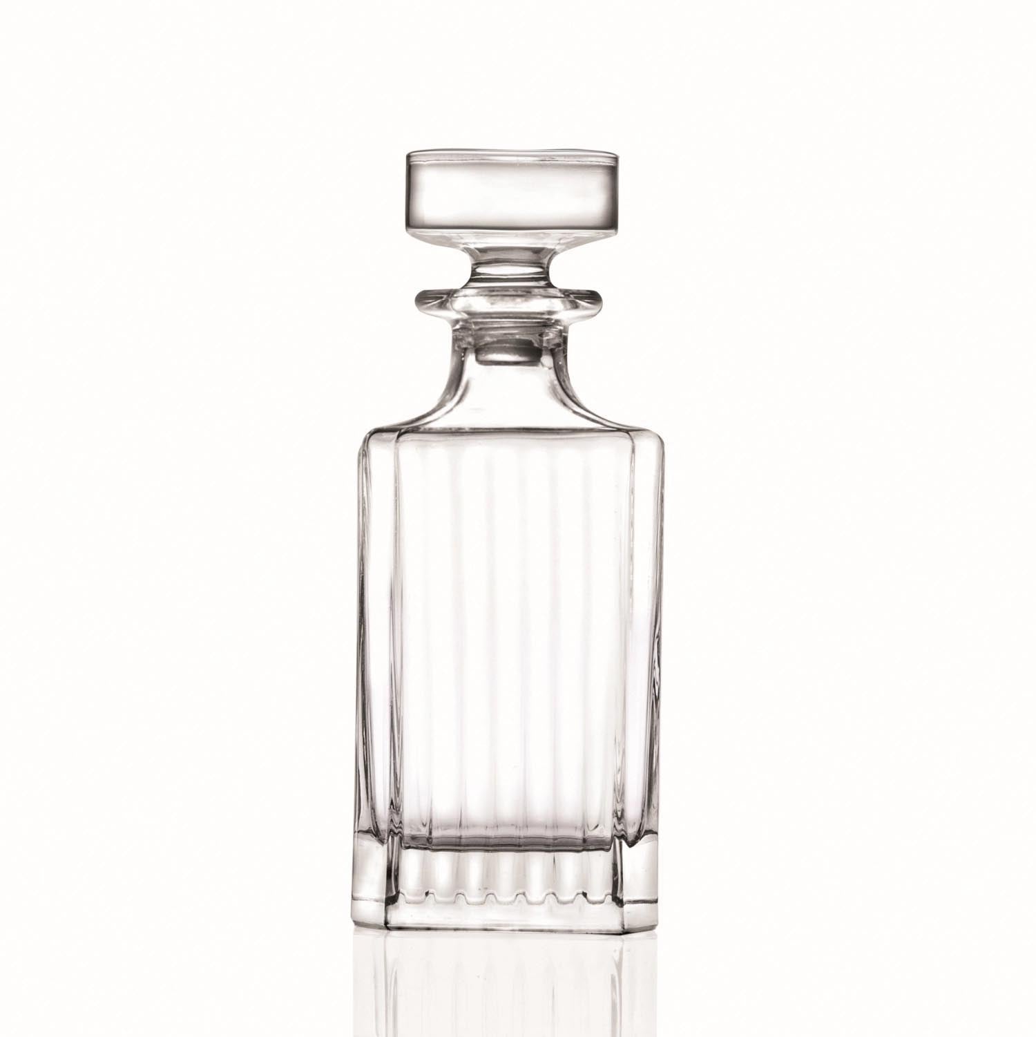 Timeless Whisky Flasche H18.9 cm, 0.75lt in Transparent präsentiert im Onlineshop von KAQTU Design AG. Glas ist von RCR