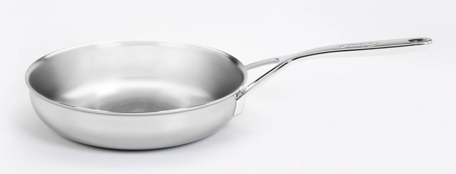 5 Plus Bratpfanne unbeschichtet 20cm in Silber präsentiert im Onlineshop von KAQTU Design AG. Bratpfanne ist von Demeyere