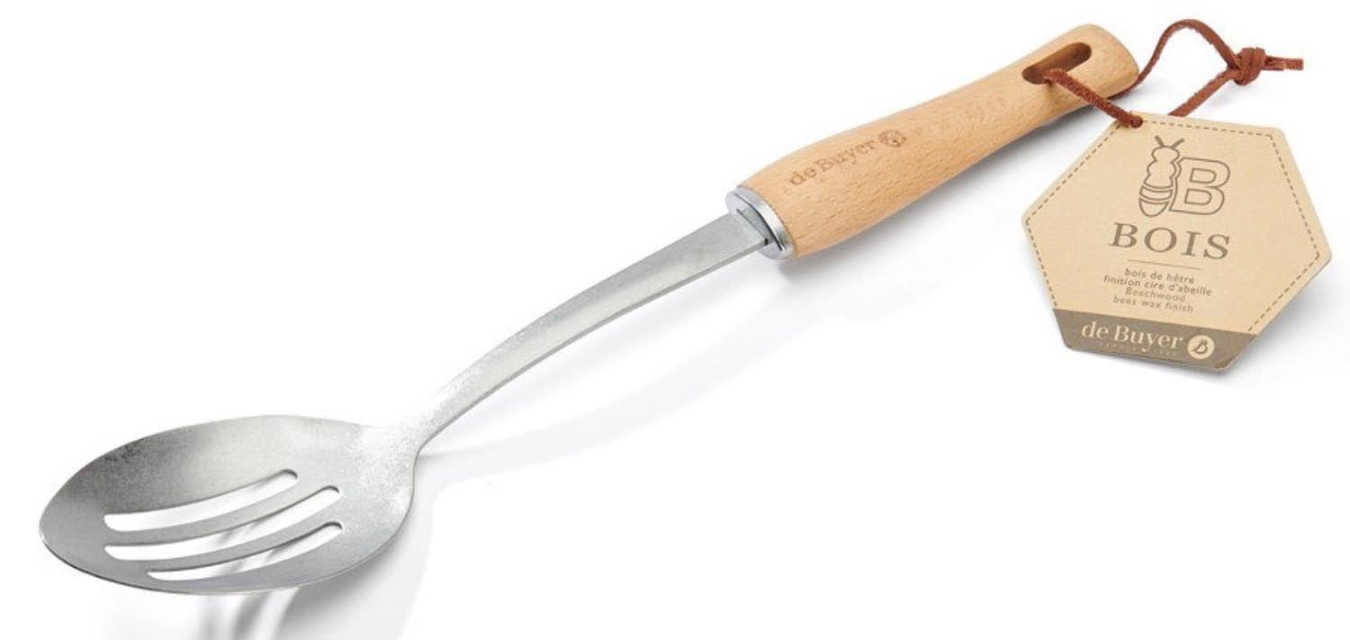 Hochwertiger gelochter Edelstahl-Löffel von de Buyer, perfekt für präzises Kochen und stilvolles Servieren.