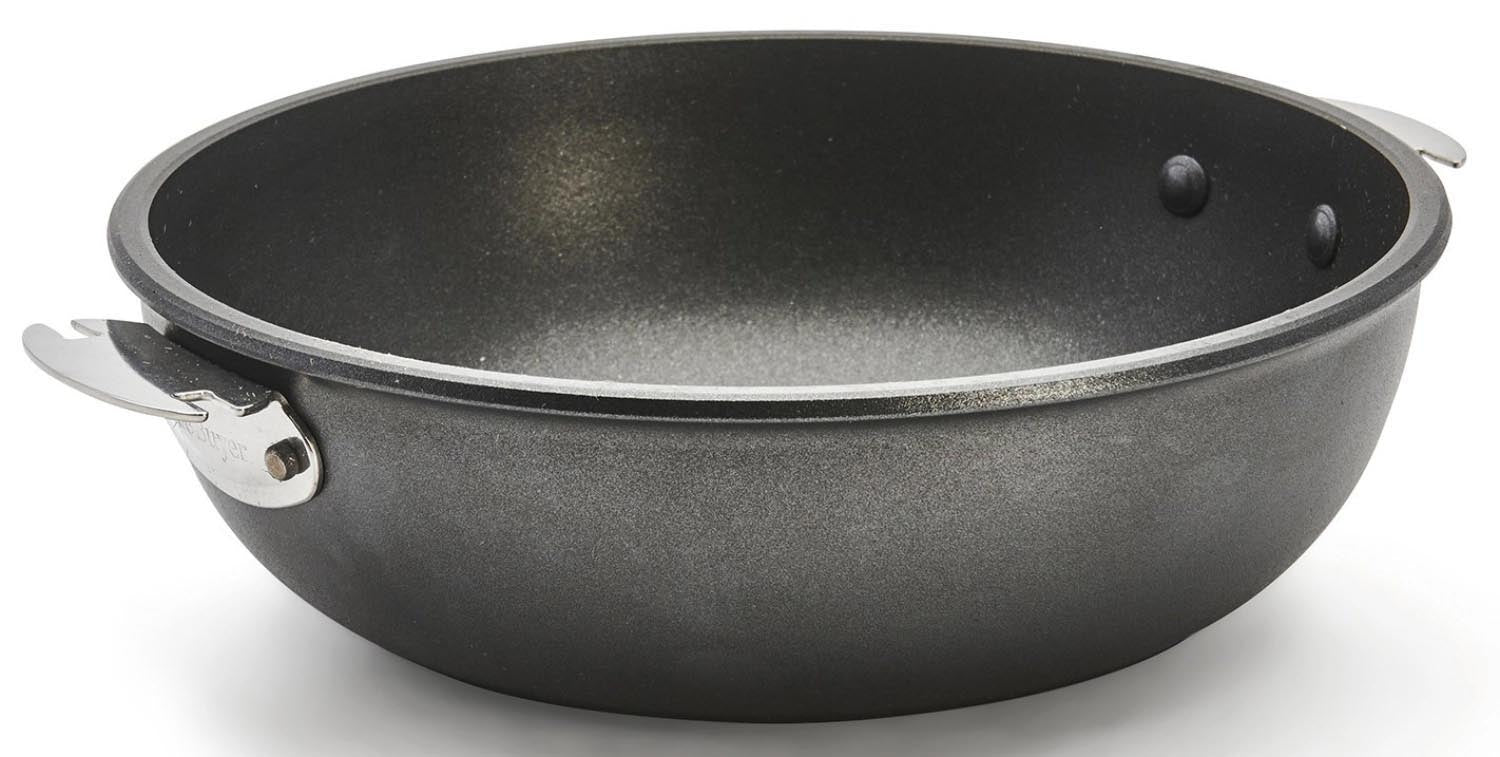 Choc Extreme Loqy Sauteuse Antihaft-Konisch Aluguss D24cm in Schwarz präsentiert im Onlineshop von KAQTU Design AG. Bratpfanne ist von de Buyer
