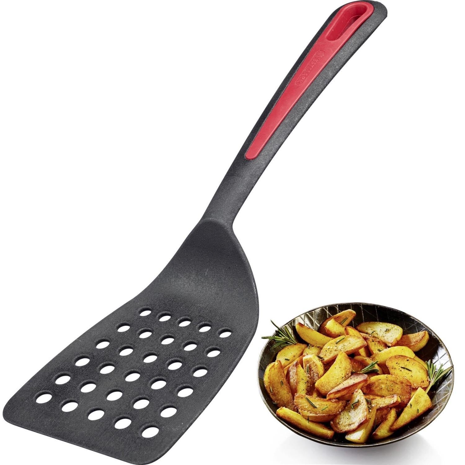 Pfannenwender Gallant von Westmark mit gelochter Laffe, perfekt für sanftes Wenden und Abtropfen von Speisen in der Küche.