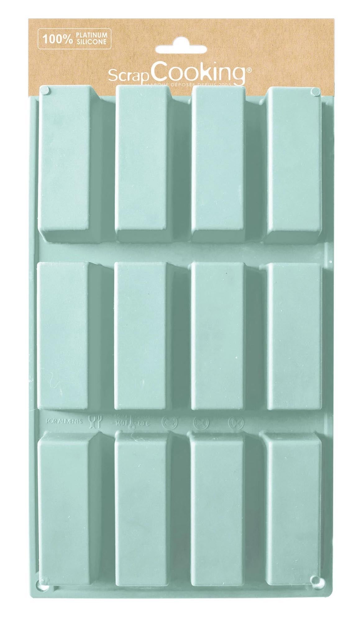 Silikonbackform für 12 mini Cakes in Grün präsentiert im Onlineshop von KAQTU Design AG. Backform / Backblech ist von Scrap Cooking