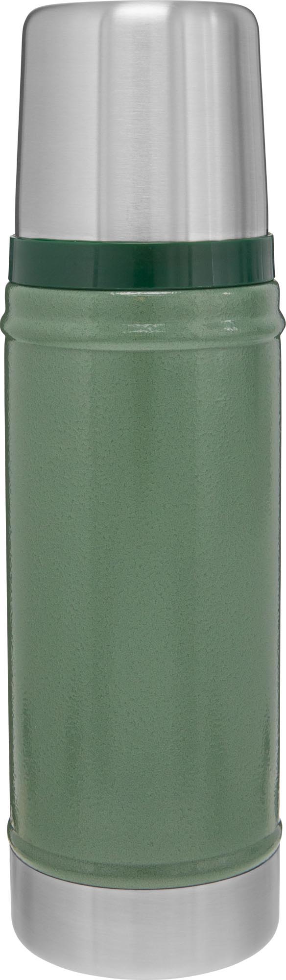 Die Stanley Legendary Classic 0.47l Flasche in Hammertone Green bietet langlebige Isolierung und ist perfekt für Outdoor-Abenteuer.