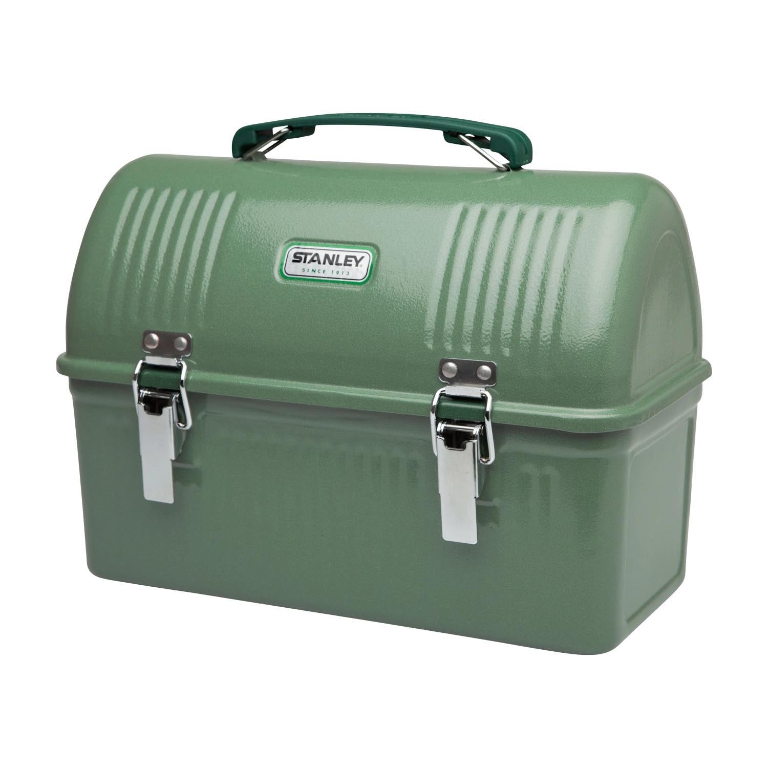 Legendary Classic Lunchbox 9.5l hammertone green in Grün präsentiert im Onlineshop von KAQTU Design AG. Aufbewahrungsbehälter ist von Stanley
