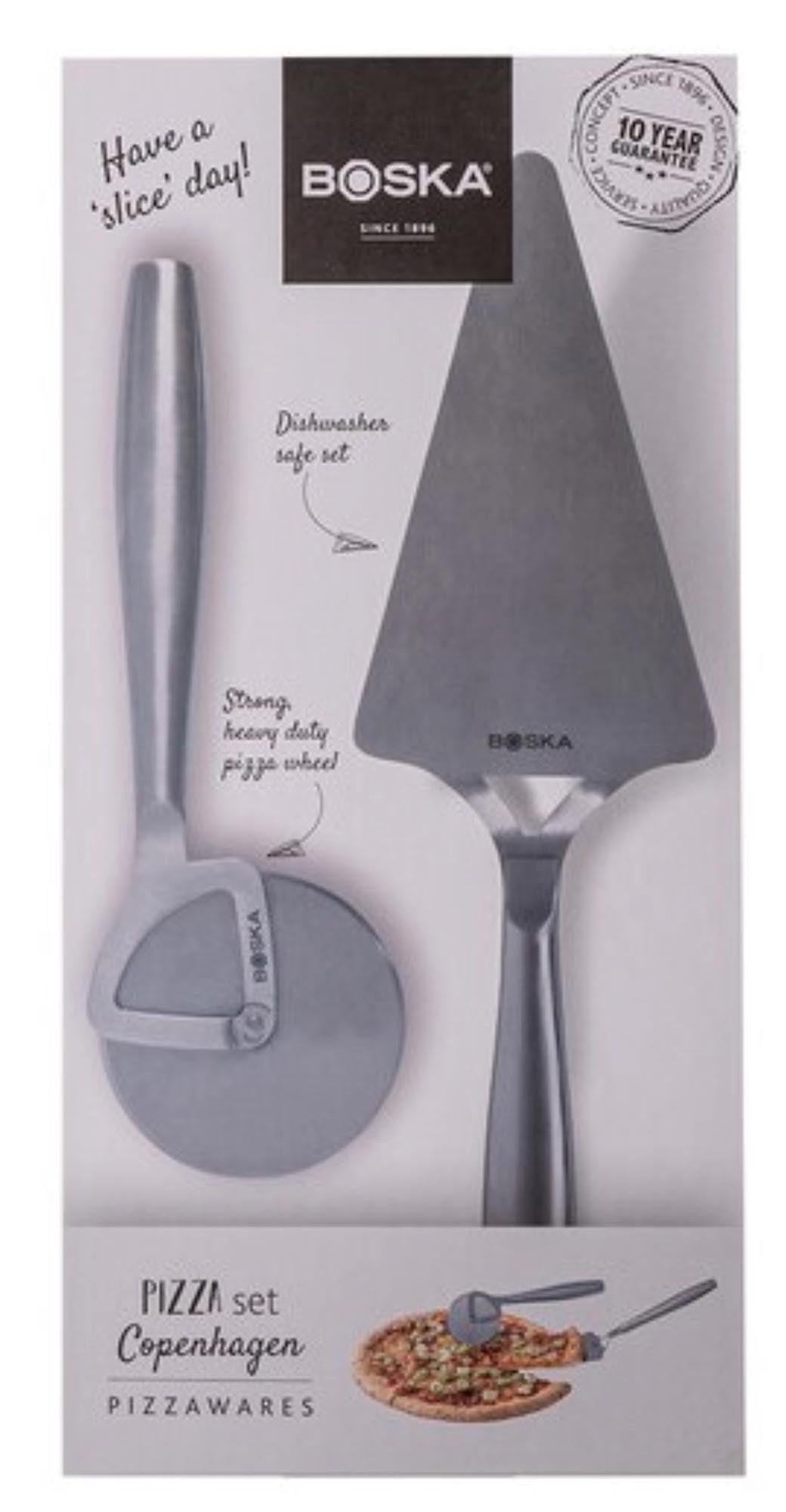 Das 2-teilige Copenhagen Pizzaset von Boska ist ideal für Pizza-Liebhaber. Perfekt für das Schneiden und Servieren von Pizza.