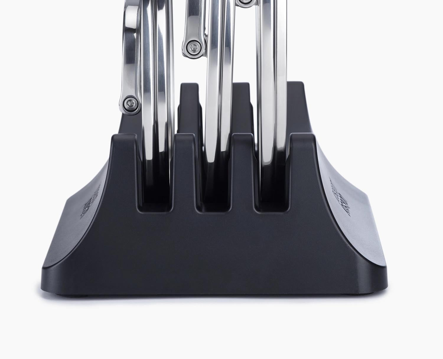 Das Joseph Joseph Space Pfannenset (3-teilig: 15, 19, 23 cm) bietet ein innovatives, platzsparendes Design für Ihre Küche.