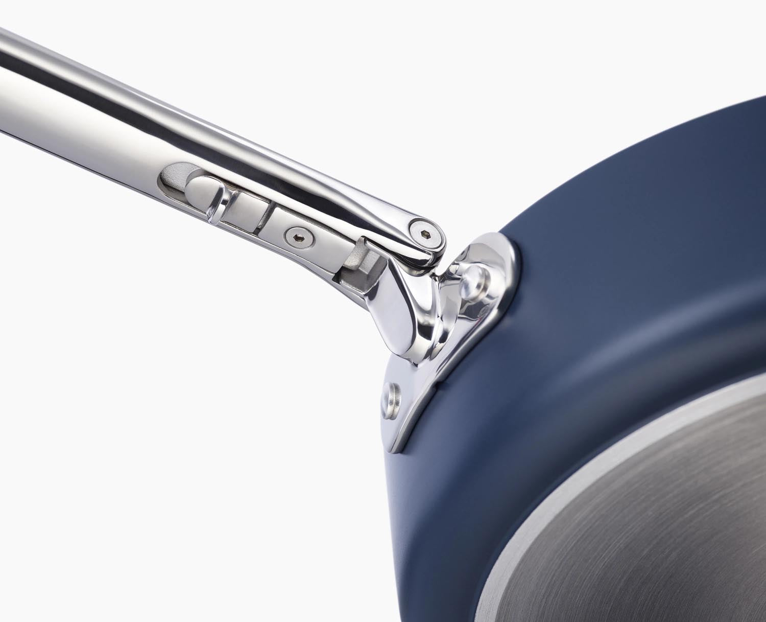 Joseph Joseph Space Bratpfannenset, 2-teilig (24+28cm), stapelbar, mit Schutz, perfekt für modernes und platzsparendes Kochen.