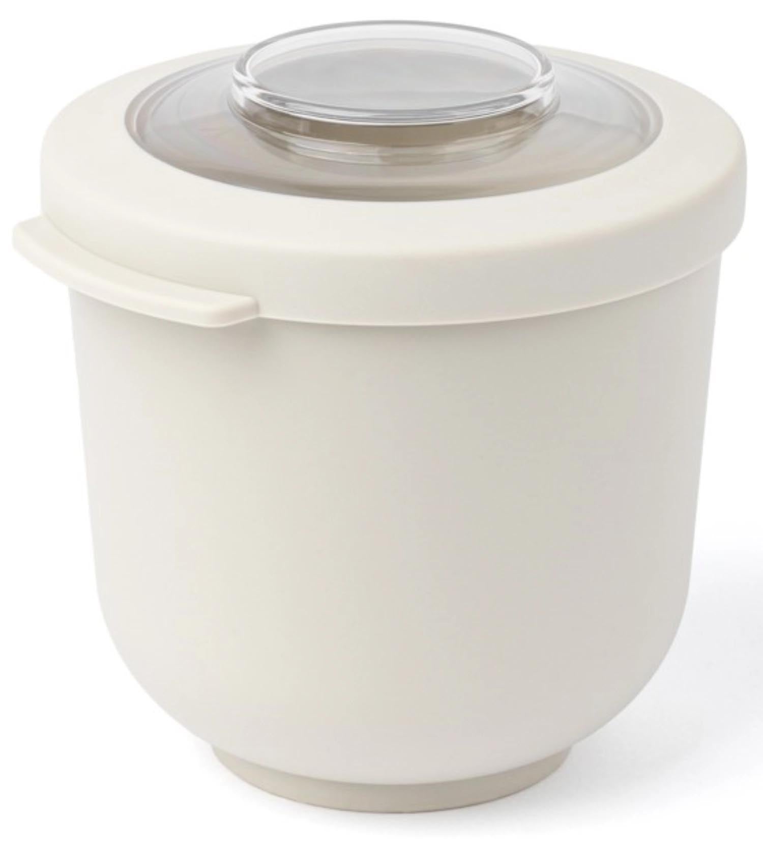 Tylla Bowl 500ml PP oat in Weiss präsentiert im Onlineshop von KAQTU Design AG. Aufbewahrungsbehälter ist von Amuse