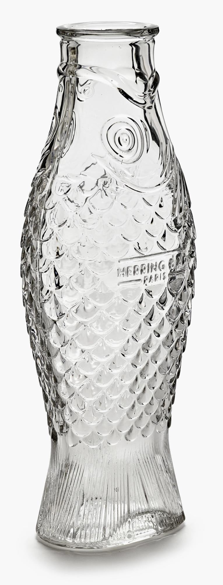Die Fish&Fish Flasche von Serax, designed von Paola Navone, ist eine elegante, transparente Glasflasche mit 1 Liter Volumen.
