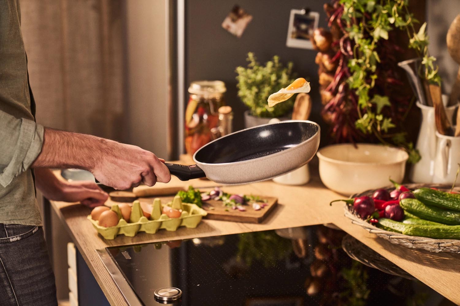 Die Ledro Bratpfanne 26cm von Ballarini überzeugt mit Antihaft-Beschichtung, optimaler Hitzeverteilung und stilvollem Design.