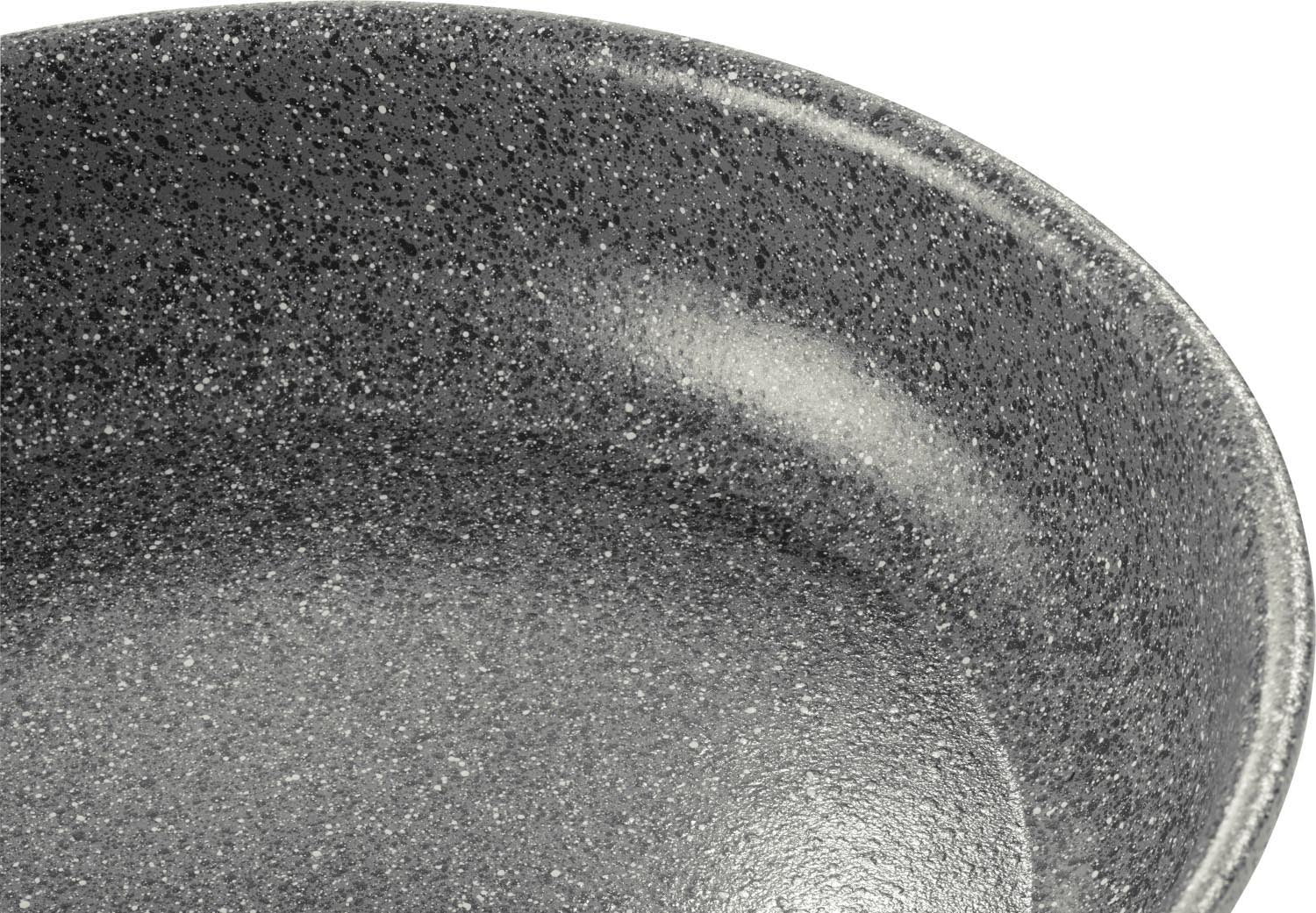 Die Ballarini Torre Bratpfanne 28cm ohne Griff ist ofenfest, strapazierfähig und ideal für kreative Kochideen in der Küche.