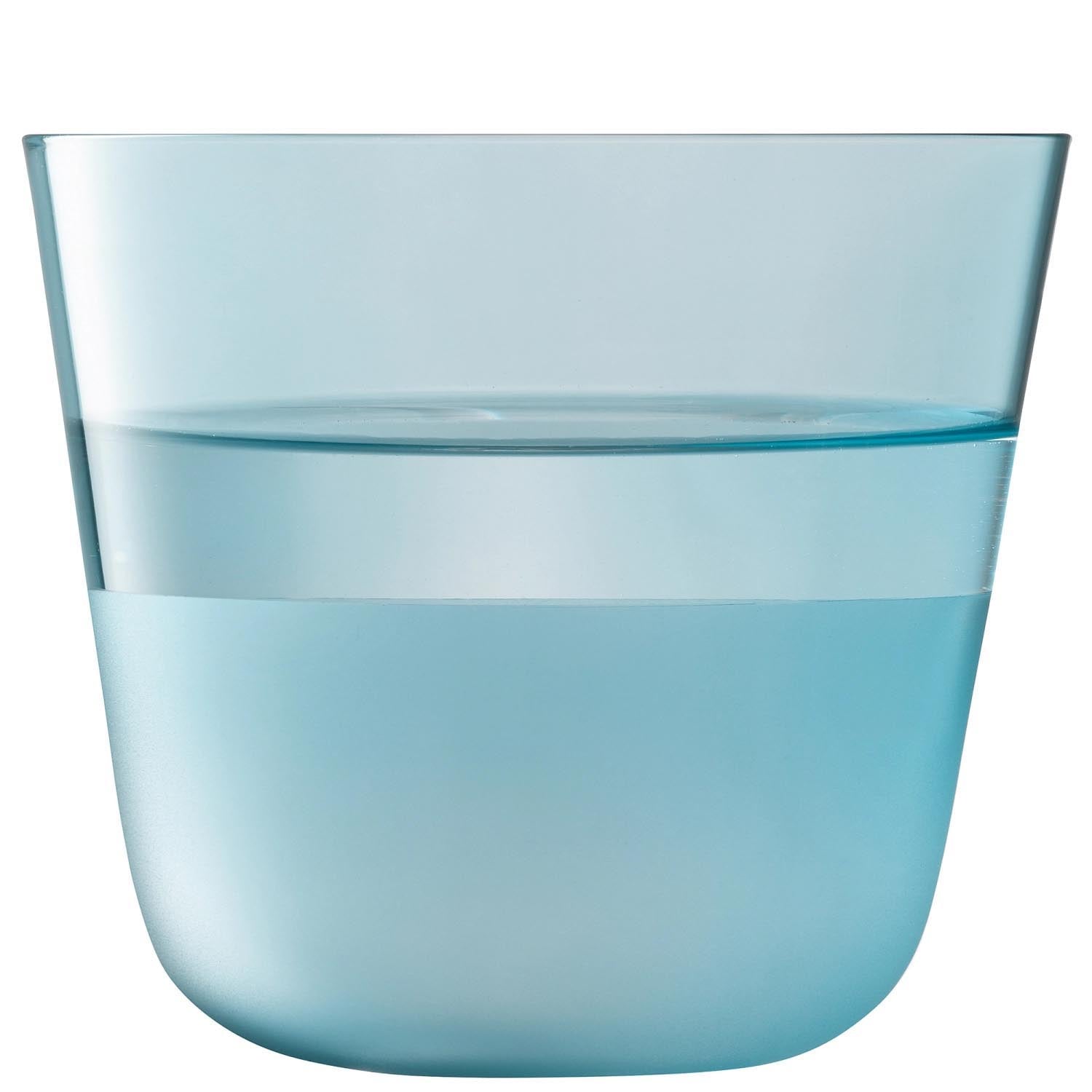 Stilvolles 2er Set Trinkbecher von LSA, 260ml, in Sky Blau. Ideal für elegante Präsentation und Genuss von Getränken.