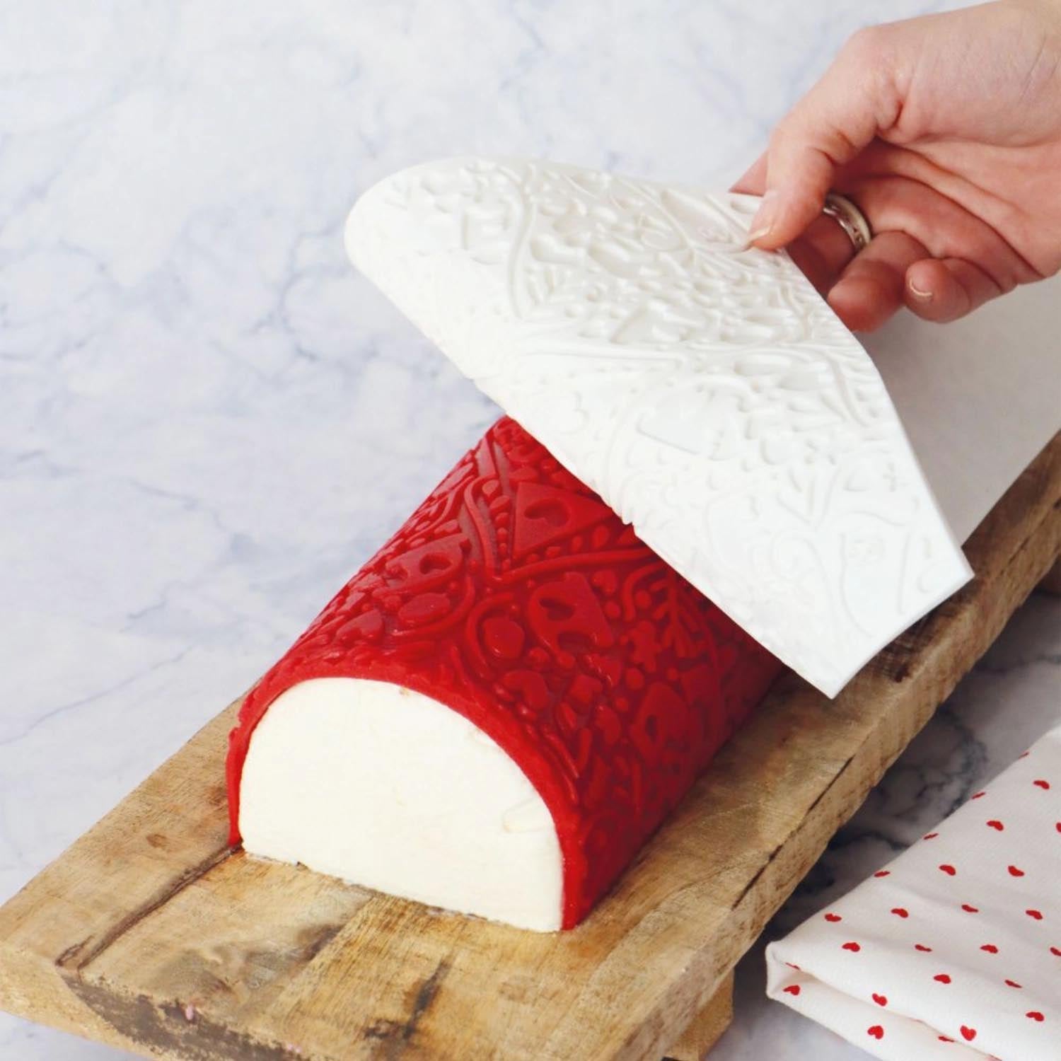 Silikonmatte 40x30cm von Scrap Cooking, ideal für Weihnachtsrouladen und kreative Backprojekte, einfach und vielseitig einsetzbar.