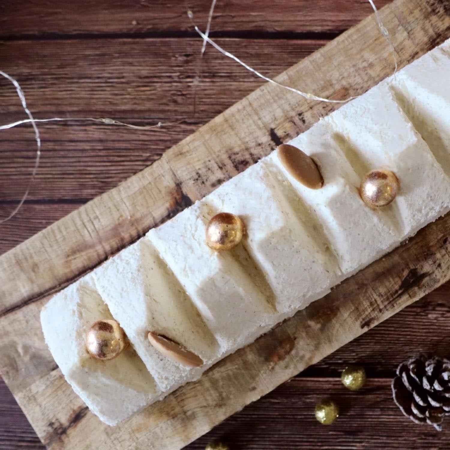 Goldene Schoko-Perlen XXL von Scrap Cooking, 55g, perfekt für edle Dessertdekorationen. Glänzend, köstlich und kreativ einsetzbar.