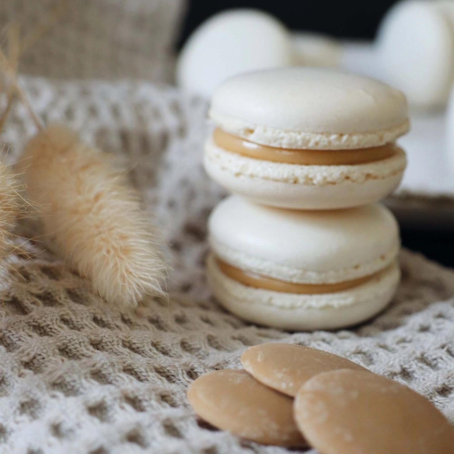 Leckere Caramel Schoko Drops von Scrap Cooking, 190g. Ideal für Backen, Desserts und kreative Verzierungen.