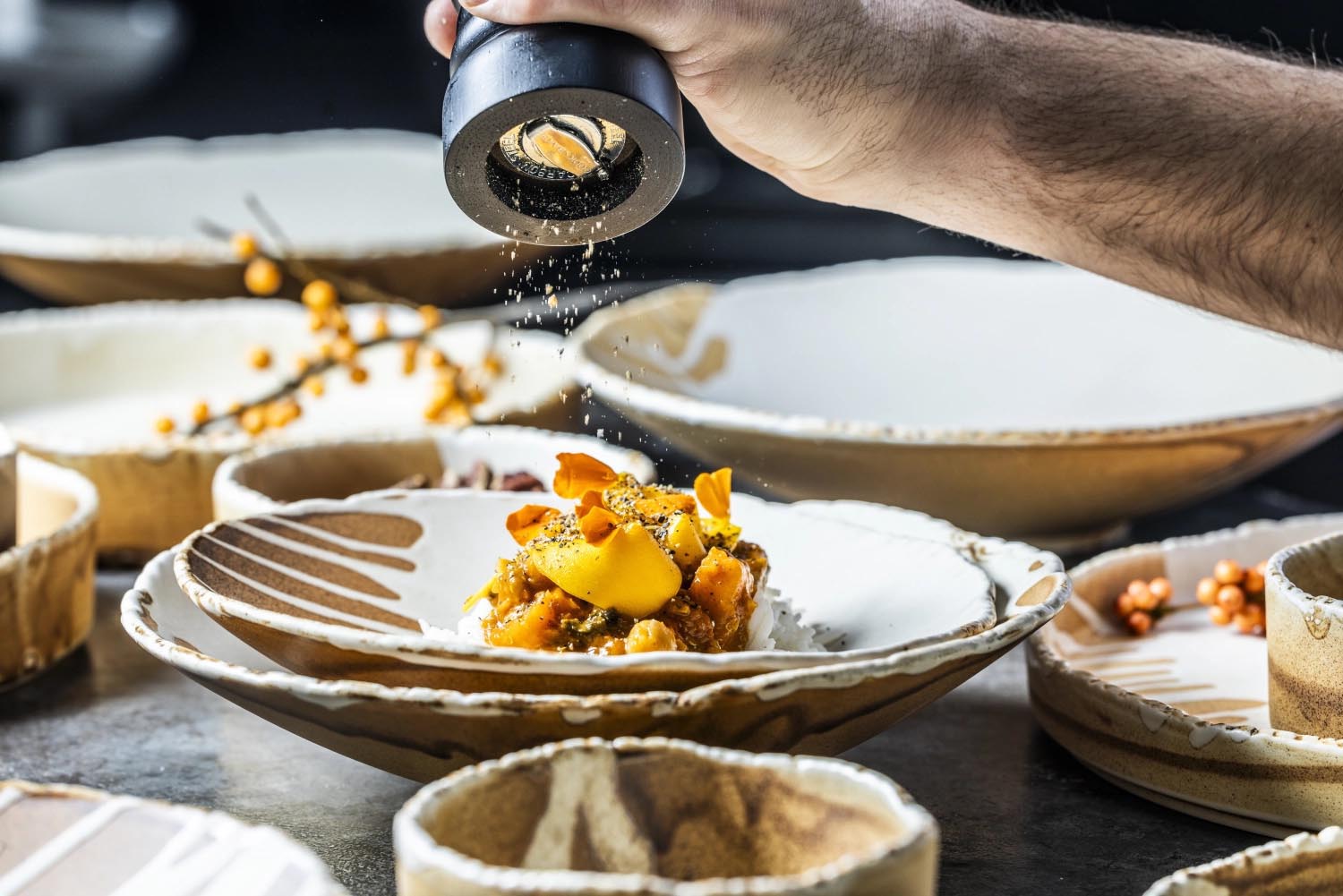 Die stapelbare Bonna Solis Schale (11 cm, 300 ml) überzeugt durch Robustheit und Vielseitigkeit, perfekt für Alltag und Gastronomie.