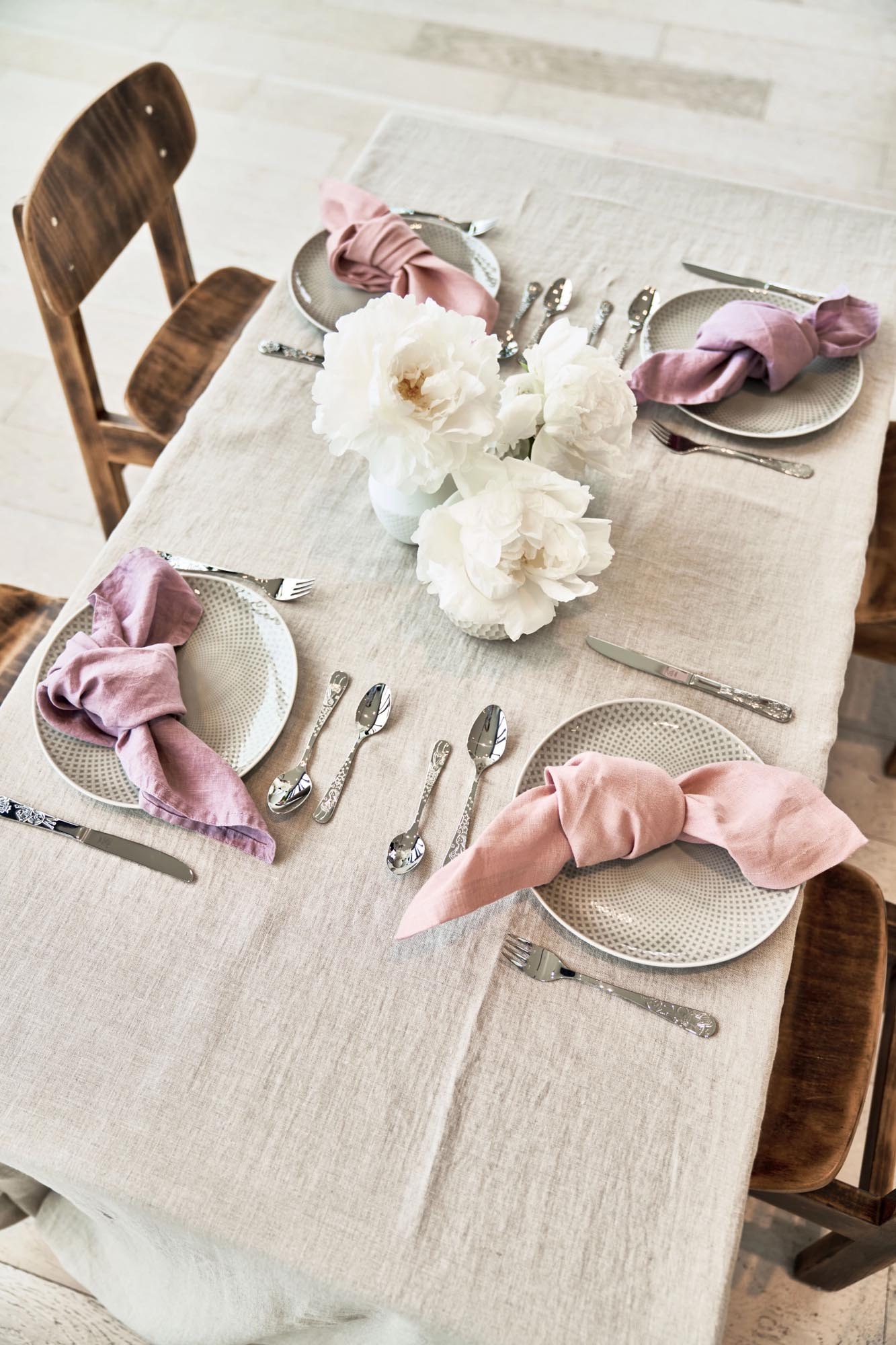 Hochwertiges Kinderbesteck-Set von Zwilling mit liebevollen Grimms Märchen Motiven, ideal für kleine Märchenfans.