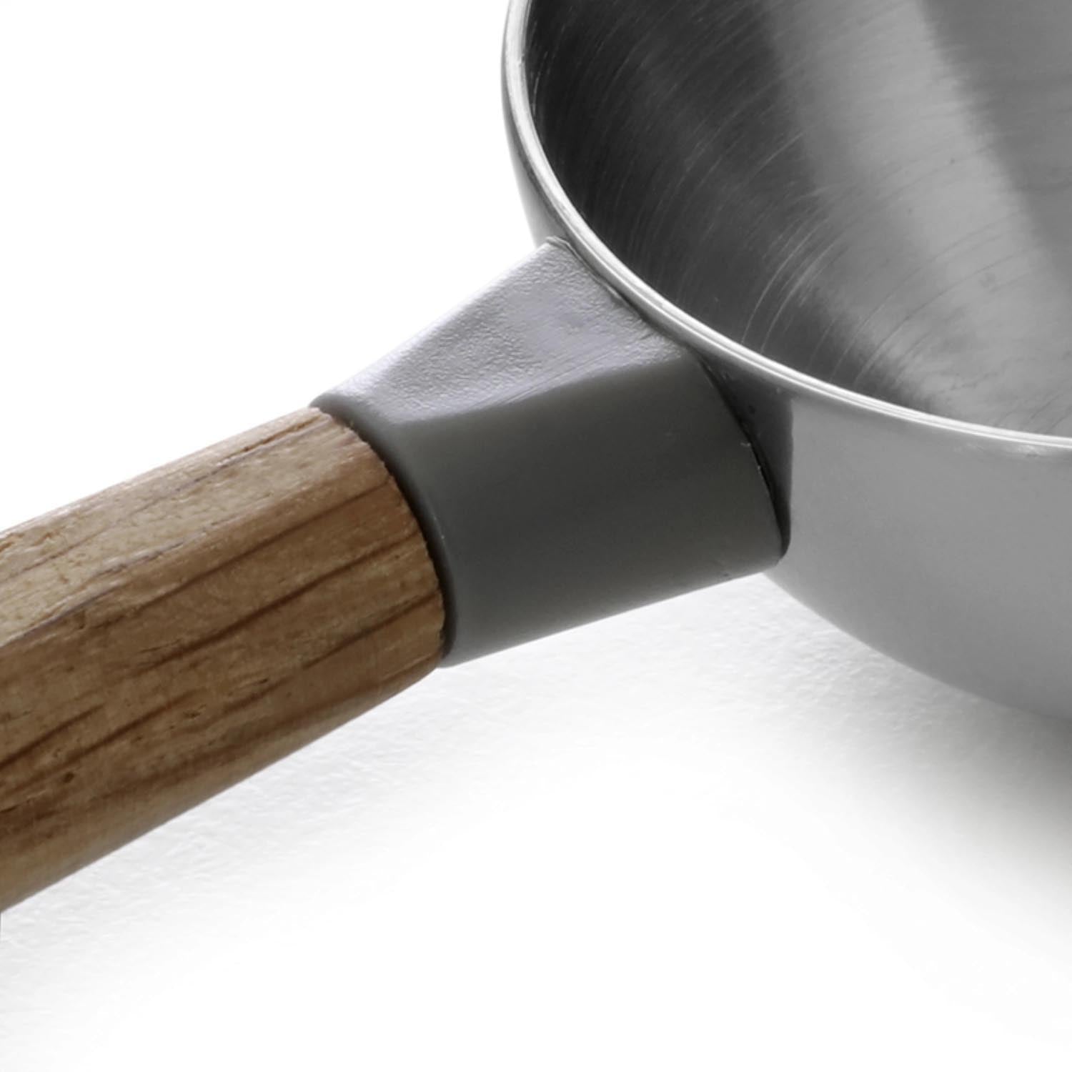 Teelöffel aus Edelstahl mit Holzgriff, 15,5 cm, perfekt für Tee und Desserts. Stilvolles Design von Viva für den täglichen Genuss.