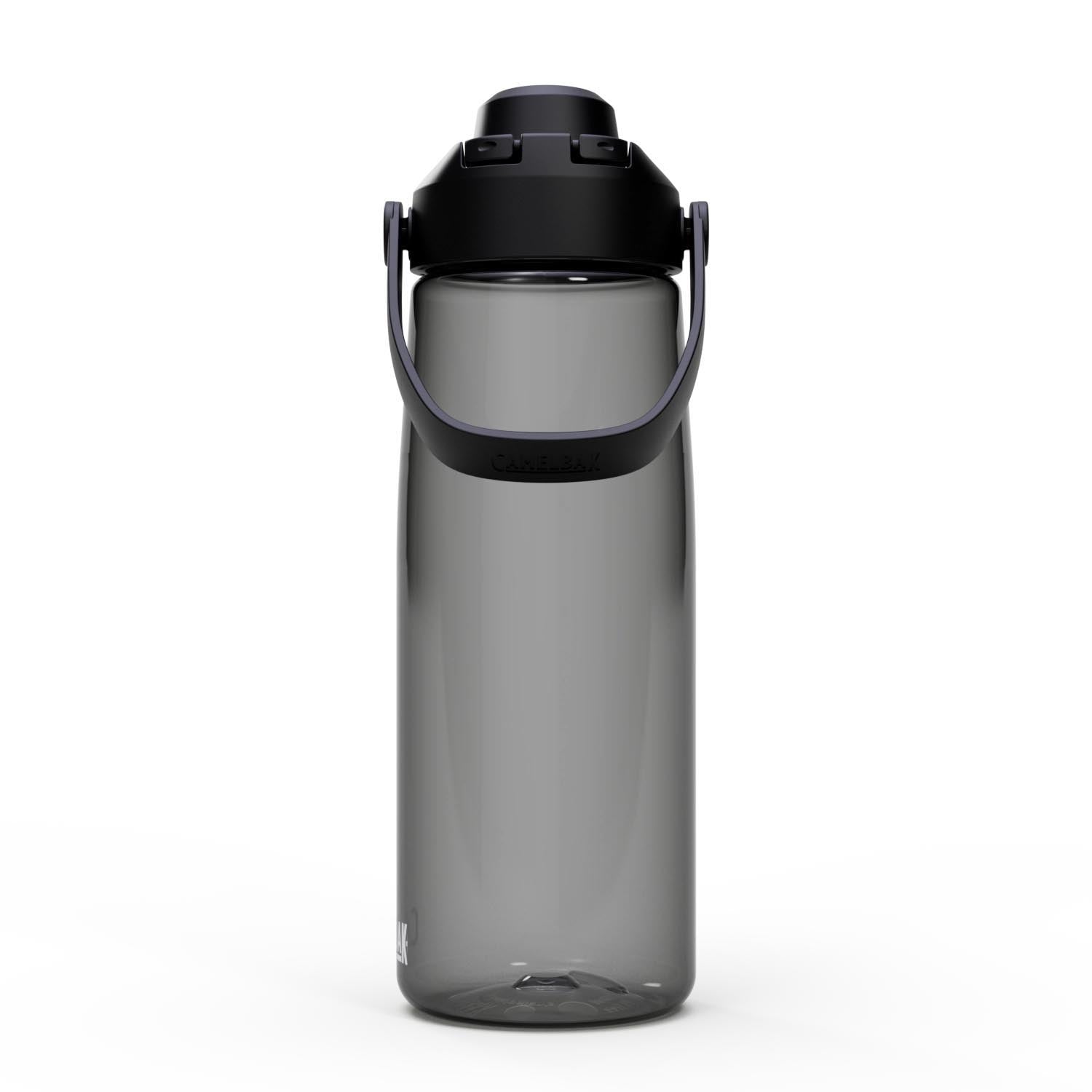 Die Camelbak Thrive Chug 0.75l in Charcoal ist eine robuste, stylische Trinkflasche mit praktischem Chug-Verschluss für unterwegs.
