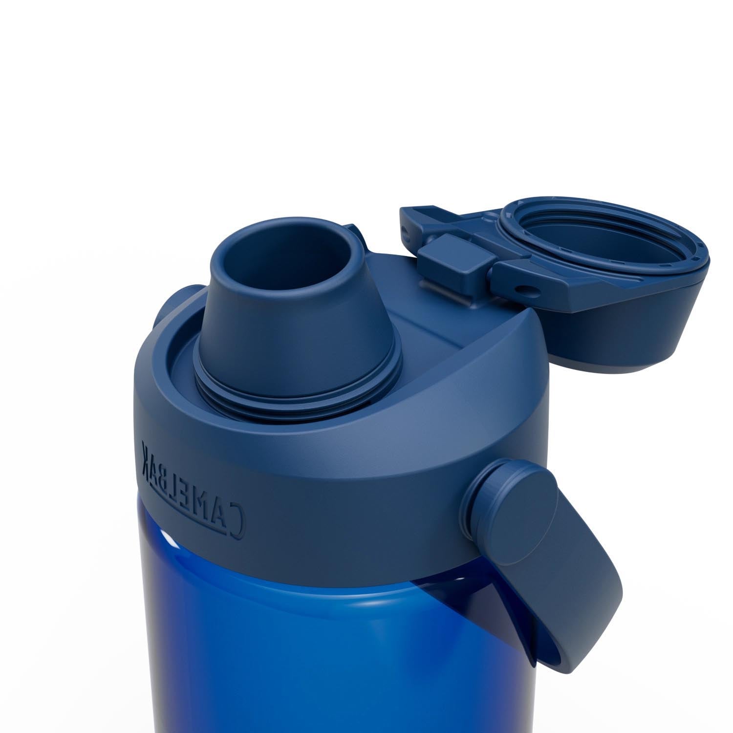 Die Camelbak Thrive Chug 0.6l Oxford ist eine robuste Trinkflasche mit praktischem Chug-Verschluss, perfekt für unterwegs und den Alltag.
